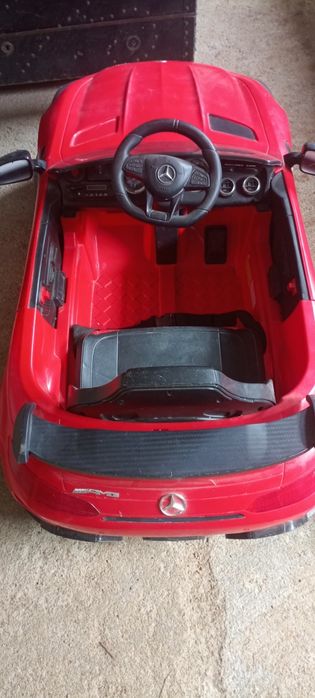 Mercedes GTR AMG elétrico criança