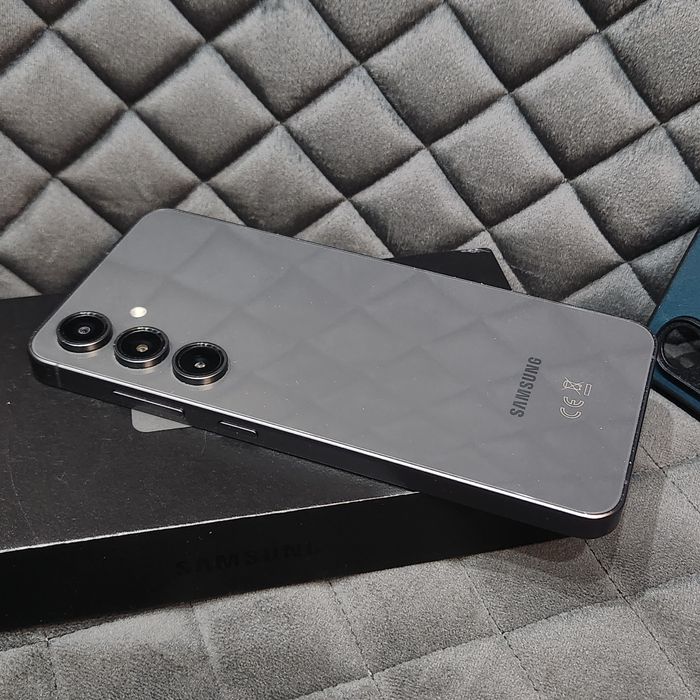 GWARANCJA Samsung Galaxy S24 FE 8/128GB