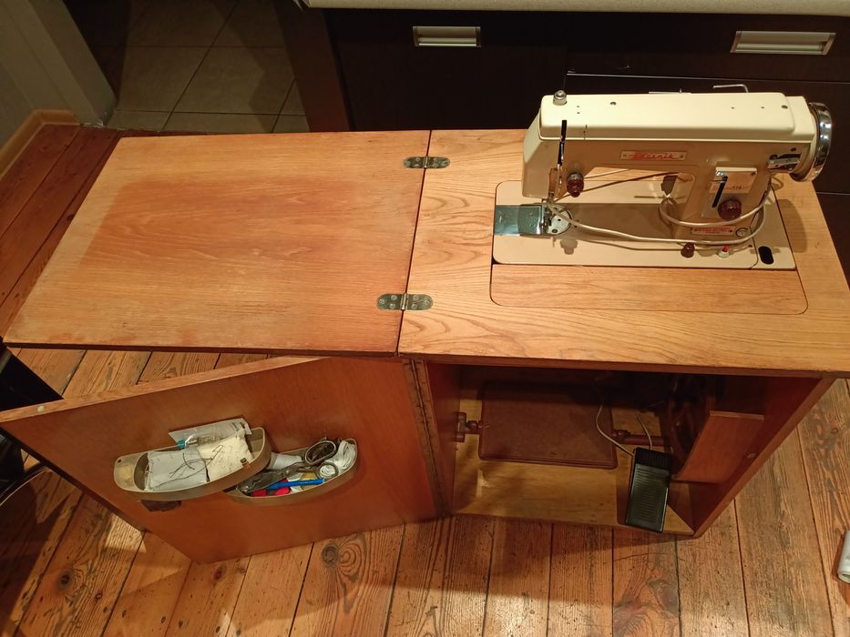 Maszyna do szycia Łucznik