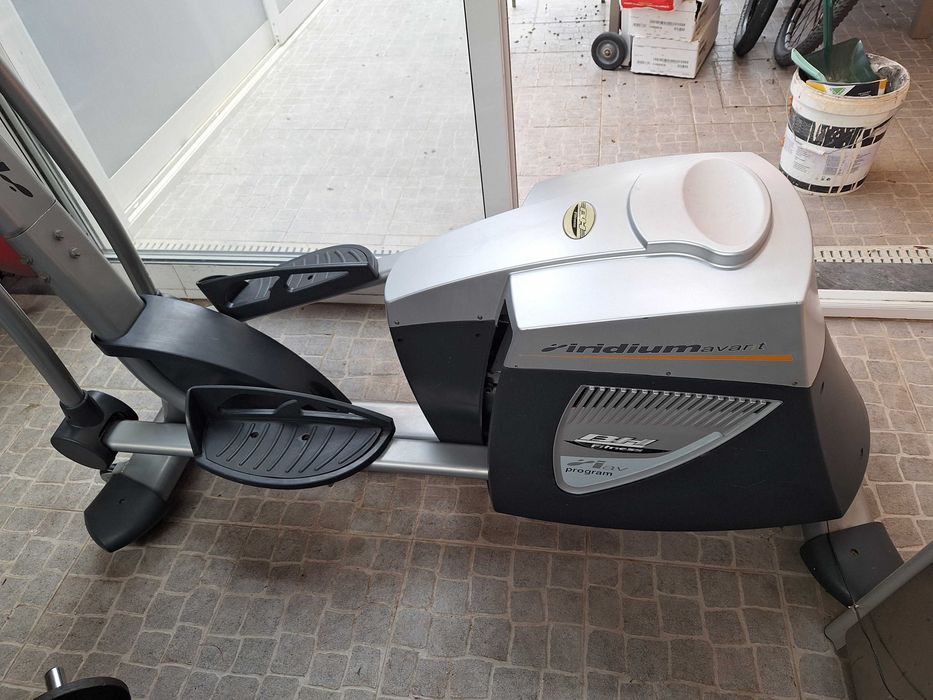 Vendo eliptica BH IRIDIUM avant