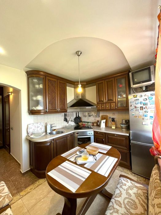 Продаж 3-к кв, ВЛАСНА, 76м2, без посередника.