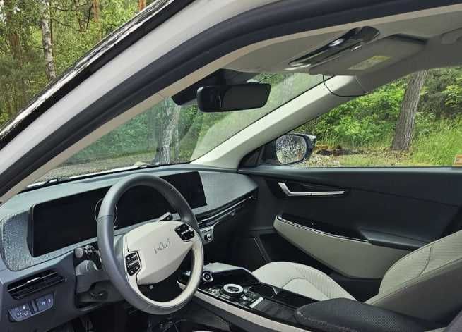 Kia  E V6   2023