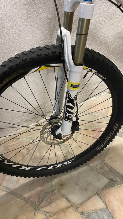 Bicicleta Scott scale 730 carbono