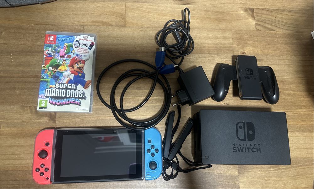 Nintendo Switch como nova + 1 jogo