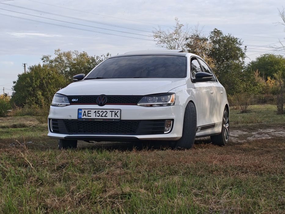 Продам Volkswagen Jetta 6 GLI
