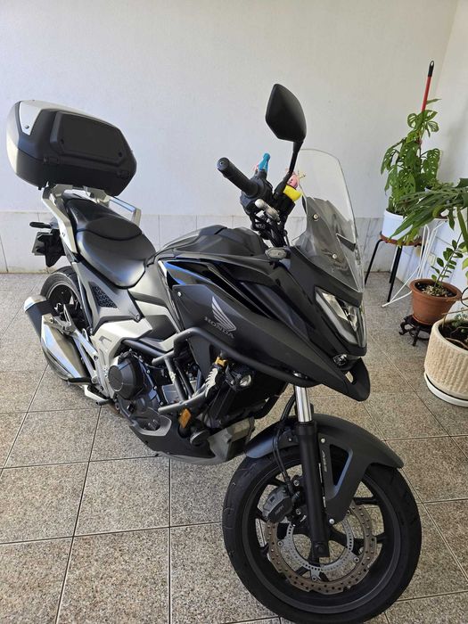 Honda NC 750X Dezembro 2023