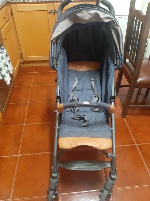 Carrinho de bebé chicco