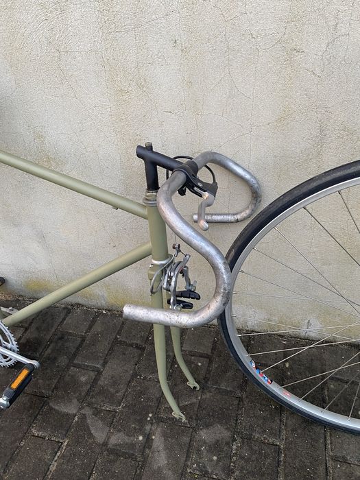 Bicicleta ciclismo antiga incompleta