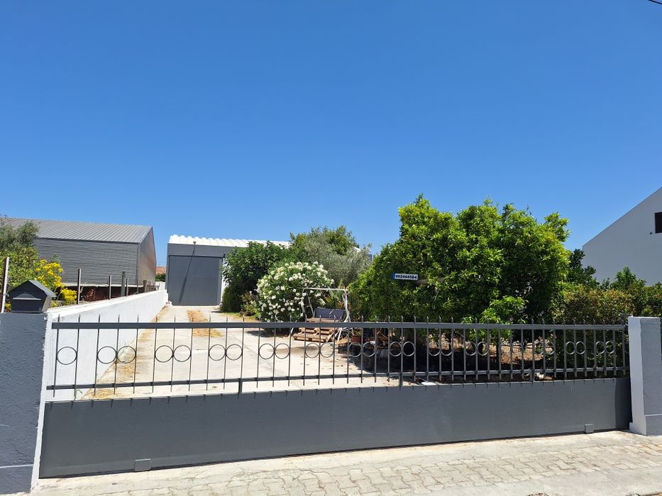 Armazém - zona de Grândola - Venda/Arrendamento