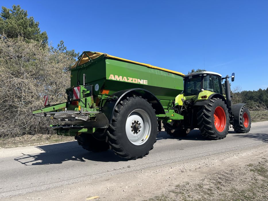 Rozsiewacz Amazone ZG-B 8200