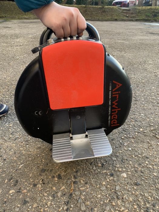 Airwheel x3 używany w dobrym stanie.  komplet z ladowarka.