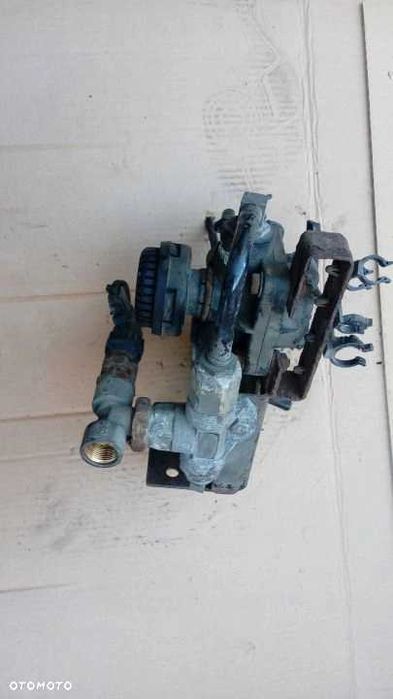 Zawór Mercedes Vario Voss 614, 615, 814, 815 wabco