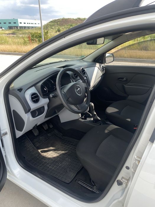 Dacia logan mcv 2014 рік