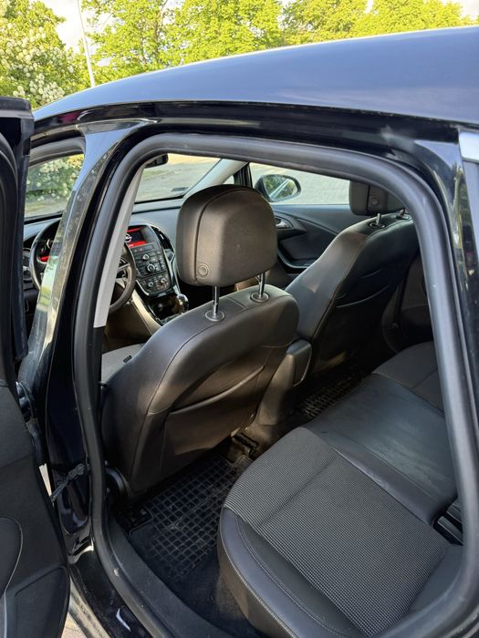 Opel Astra J 2014