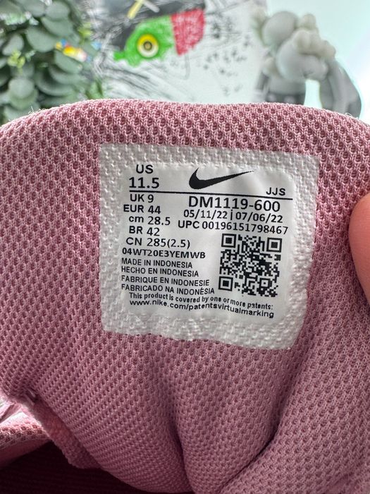 Кросівки Nike Legend Essential 44 розмір Е10084