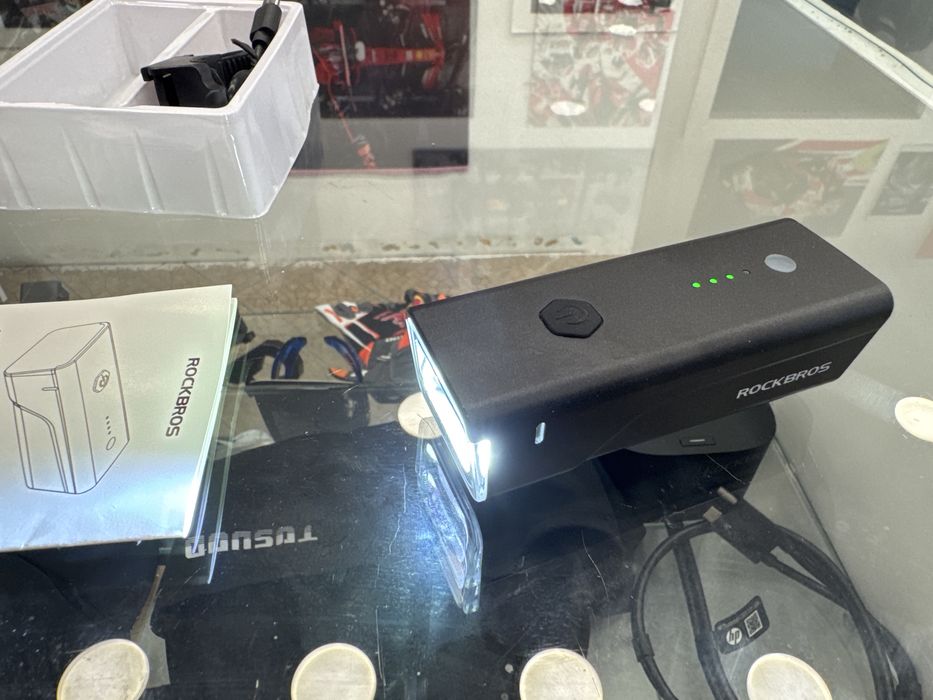 Luz frontal Rockbros nova a estrear,