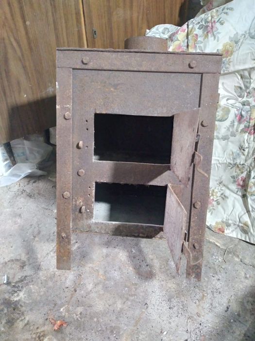 Буржуйка на дровах