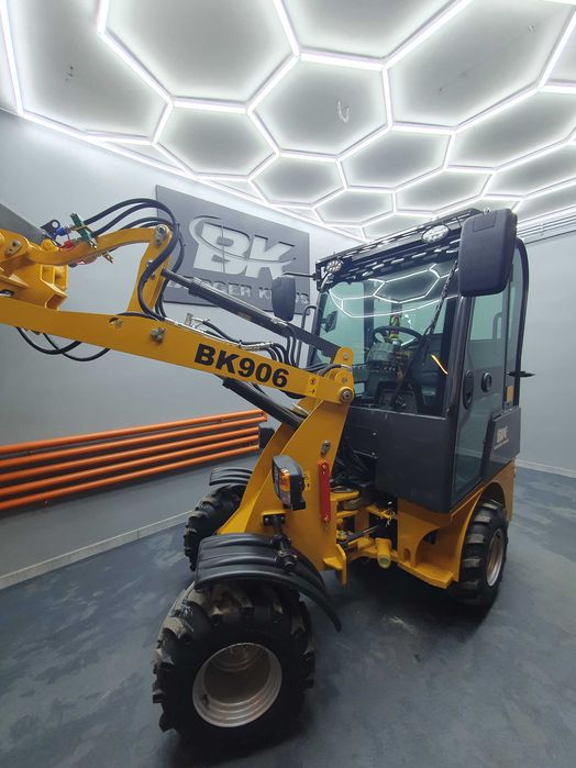 Ładowarka kołowa z kabiną Berger Kraus BK906 silnik Perkins Euro 5