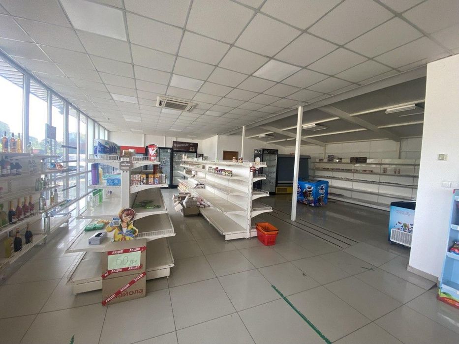 Оренда комерційного приміщення із земельною ділянкою