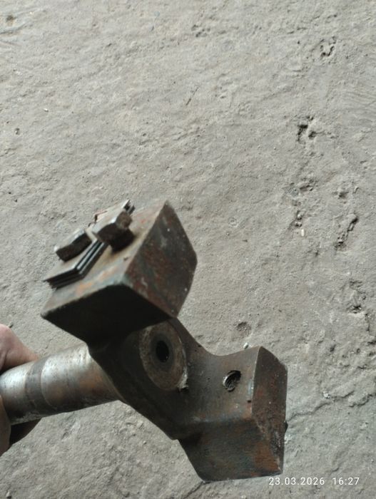 Запчастини ЮМЗ первічний вал стартер.