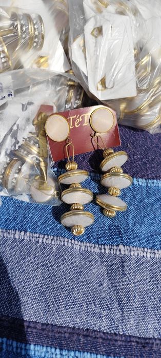 Bijuteria vintage nova