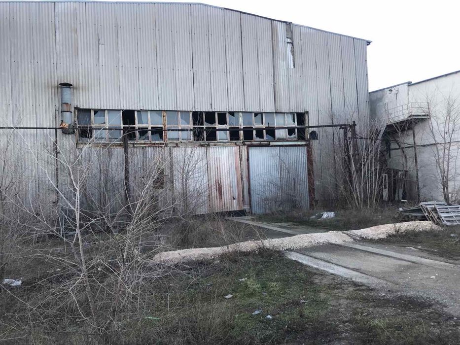 Продаю свій склад площею 2463,2 м2