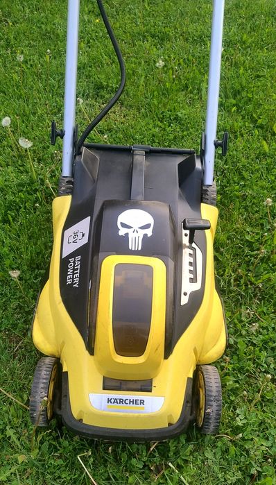 Uszkodzona kosiarka karcher LMO 36-46 battery