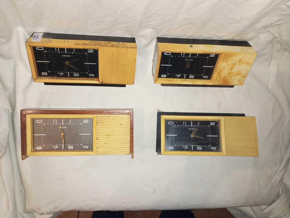 Часы будильник механические настольные советские ссср на запчасти