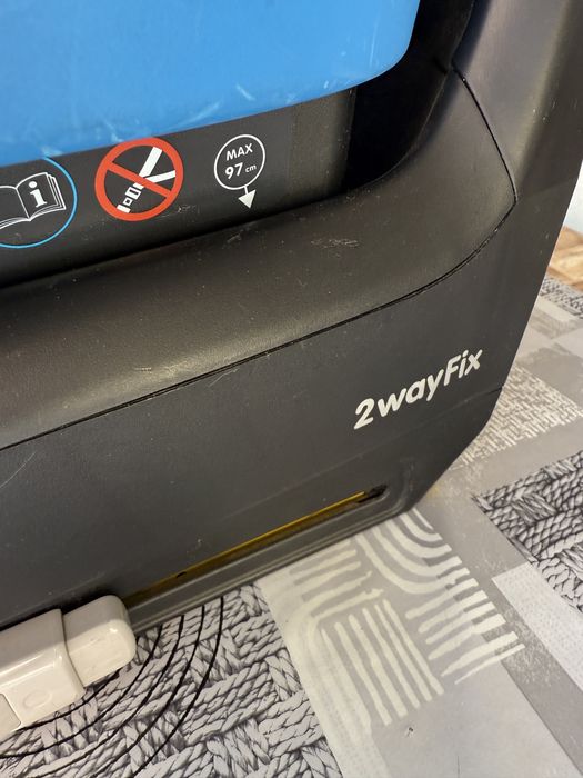 Foteliki dla bliźniaków dwa za 700zł