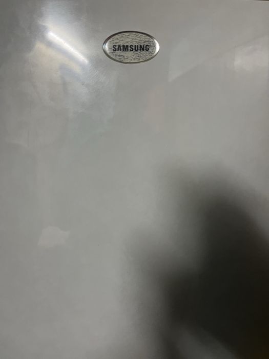 Продам двухкамерний холодильник Samsung