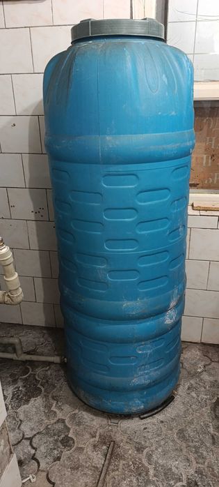2 бочки по 500 літрів