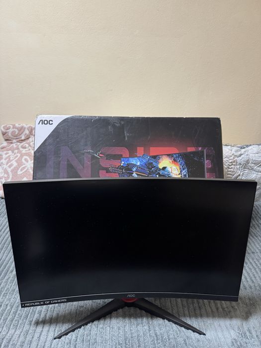 Monitor AOC 27” curvo 240hz 0,5ms