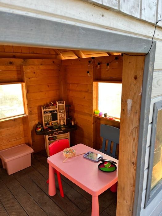 Domek w dolinie .kolo Krynicy zdrój