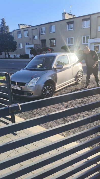 Auto Suzuki Swift