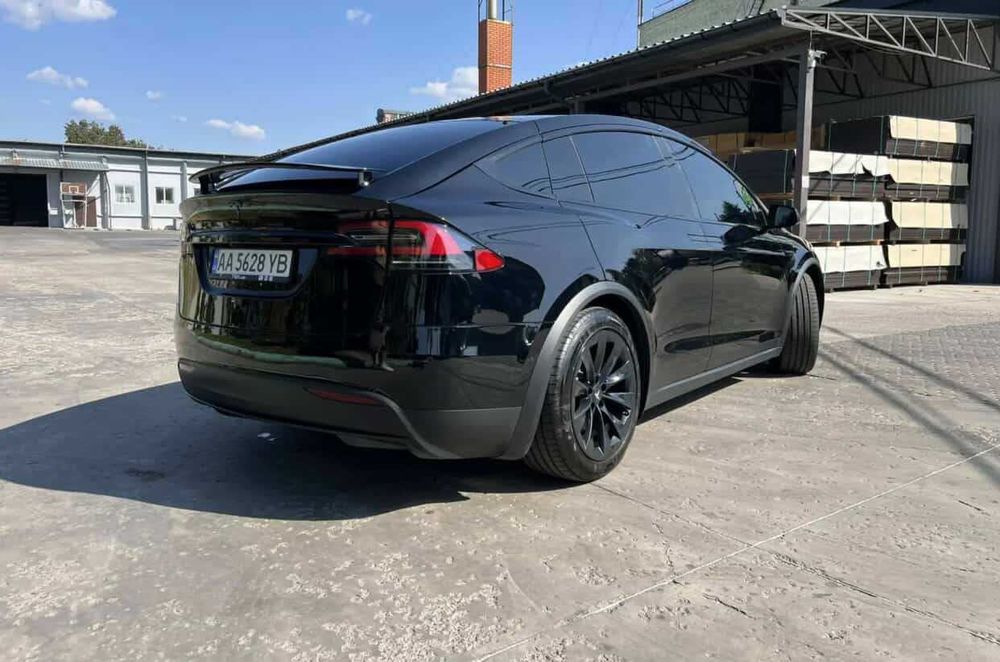 Tesla Model X 2020