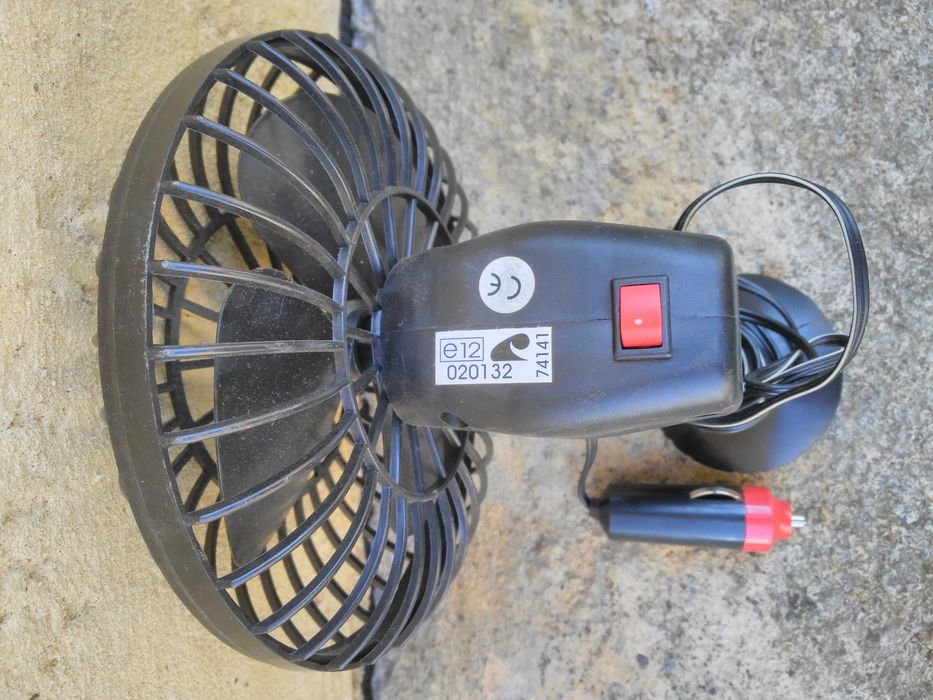 ПРОДАМ Вентилятор автомобильний 12 волт.