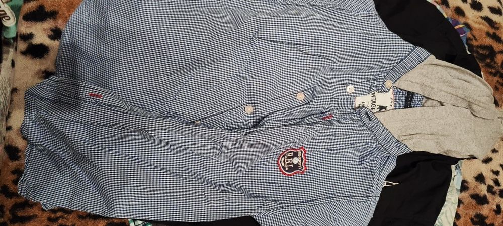 Віддам безкоштовно чоловічі рубашки м, л, хл