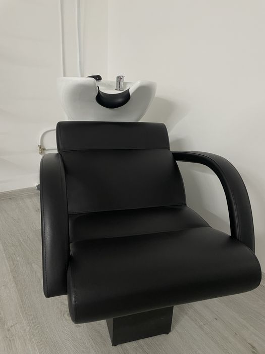 Продам перукарську мийку і перукарські крісла