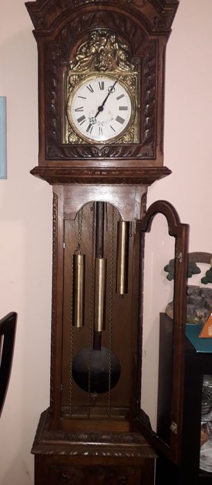 Relógio de pé Alto