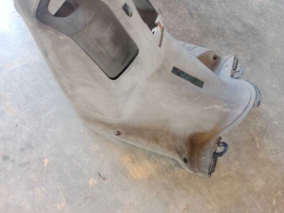 yamaha flame 125 kokpit osłona przed kolanami owiewka podłoga