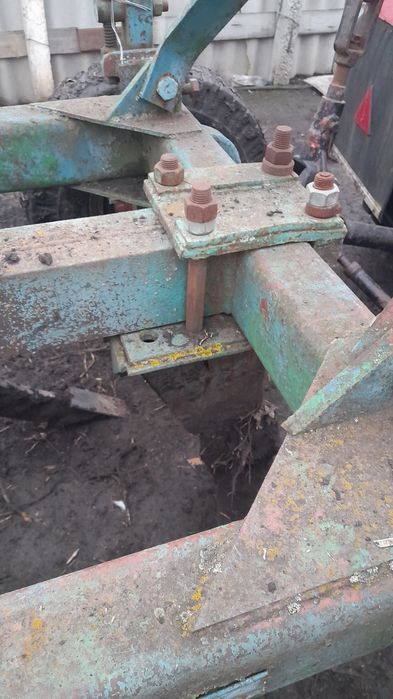 продам  хтз т 150к з чезелем