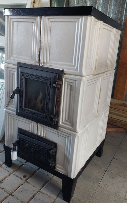 Piecyk, kominek-koza zeliwna kaflowa