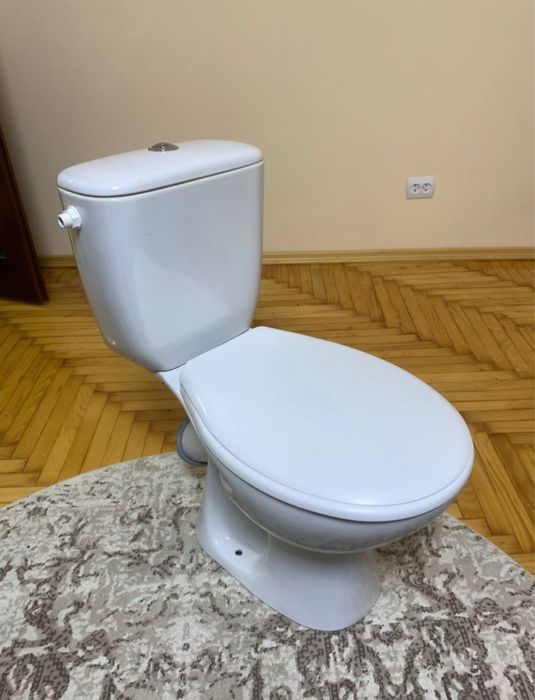 Унітаз вживаний.