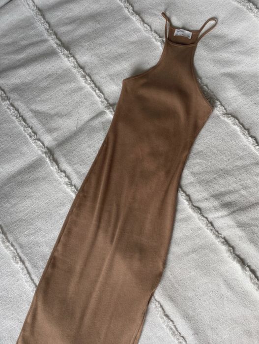 Śliczna długa sukienka Bershka S / M prążek