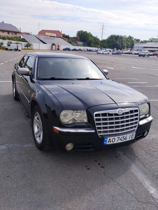 Chrysler 300 C. 2004рв. 2.7 бенз. HEMI.