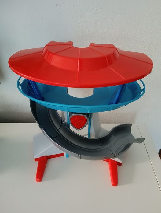Baza, wieża Psi Patrol