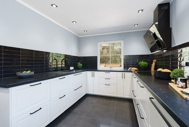 Usługi glazurnicze, Plytkarz, Glazurnik, Wykończenia wnętrz