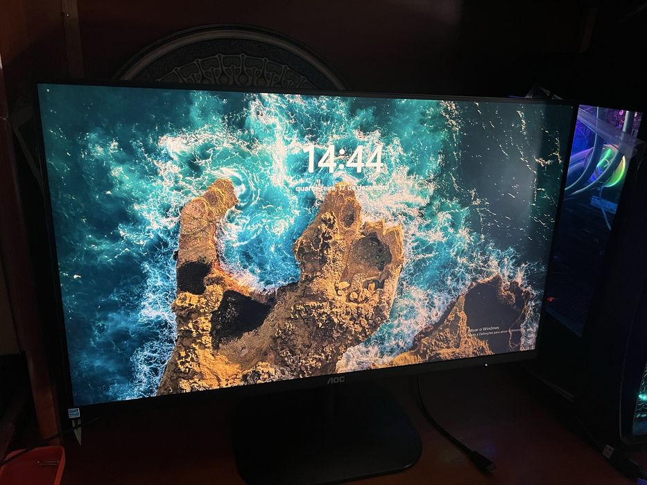Monitor 27” AOC como novo