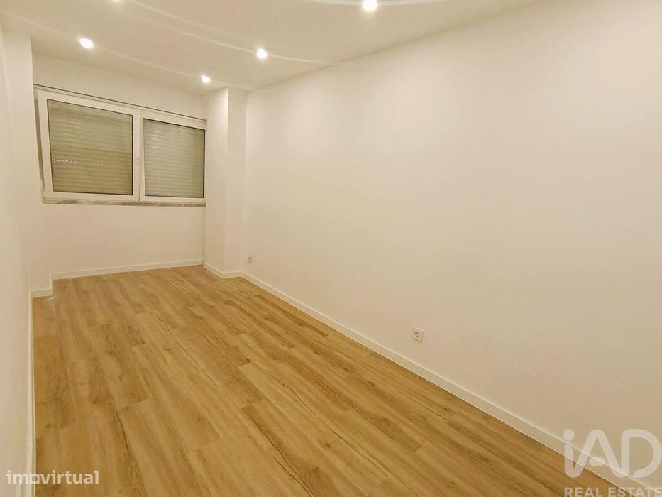 Apartamento T2 em Odivelas