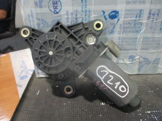 Motor vidro frente direito PEUGEOT 306 (7A, 7C, N3, N5)